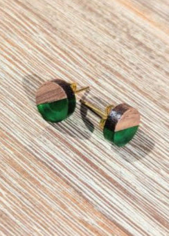 Oorbellen met houten knopjes